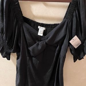 NWT Nine West black top
